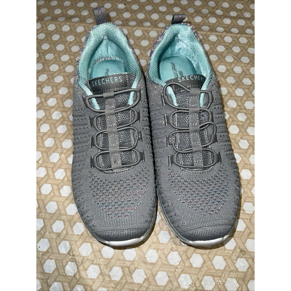 Skechers Women's Size 6 Gray Memory Foam  LSlip On‎ Shoes NEW